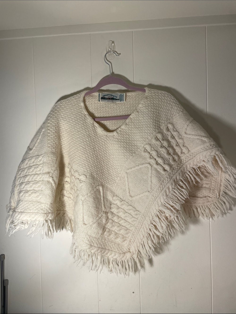 Vintage Aran Crafts Ireland 100% Merino Wool Fisherman Cable Knit Fringed Poncho